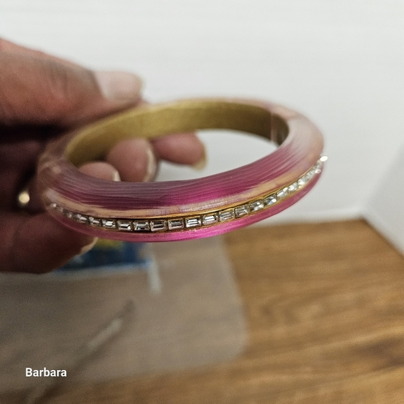 Alexis Bittar Pink and Crystal Frosted Hinged Bangle Bracelet - Picture 7 of 8